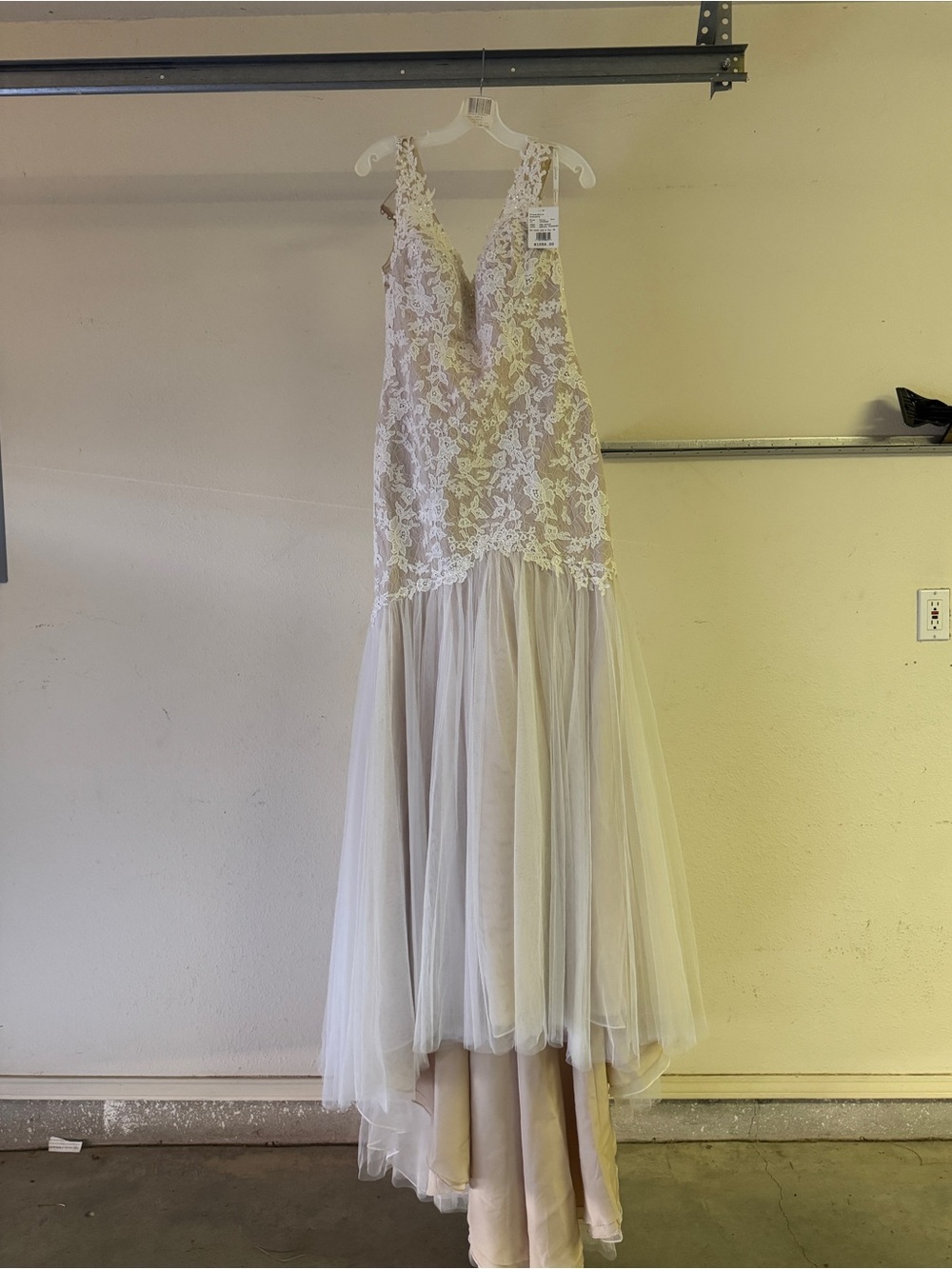 Galina Signature SWG723 Ivory Champagne Wedding Dress Size 10 NWT